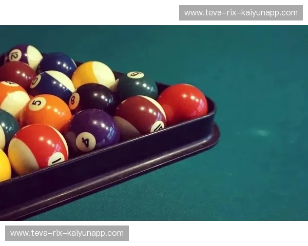 台球,不只是击球:一场优雅与热血交织的都市生活 台球,不只是击球:一场优雅与热血交织的都市生活